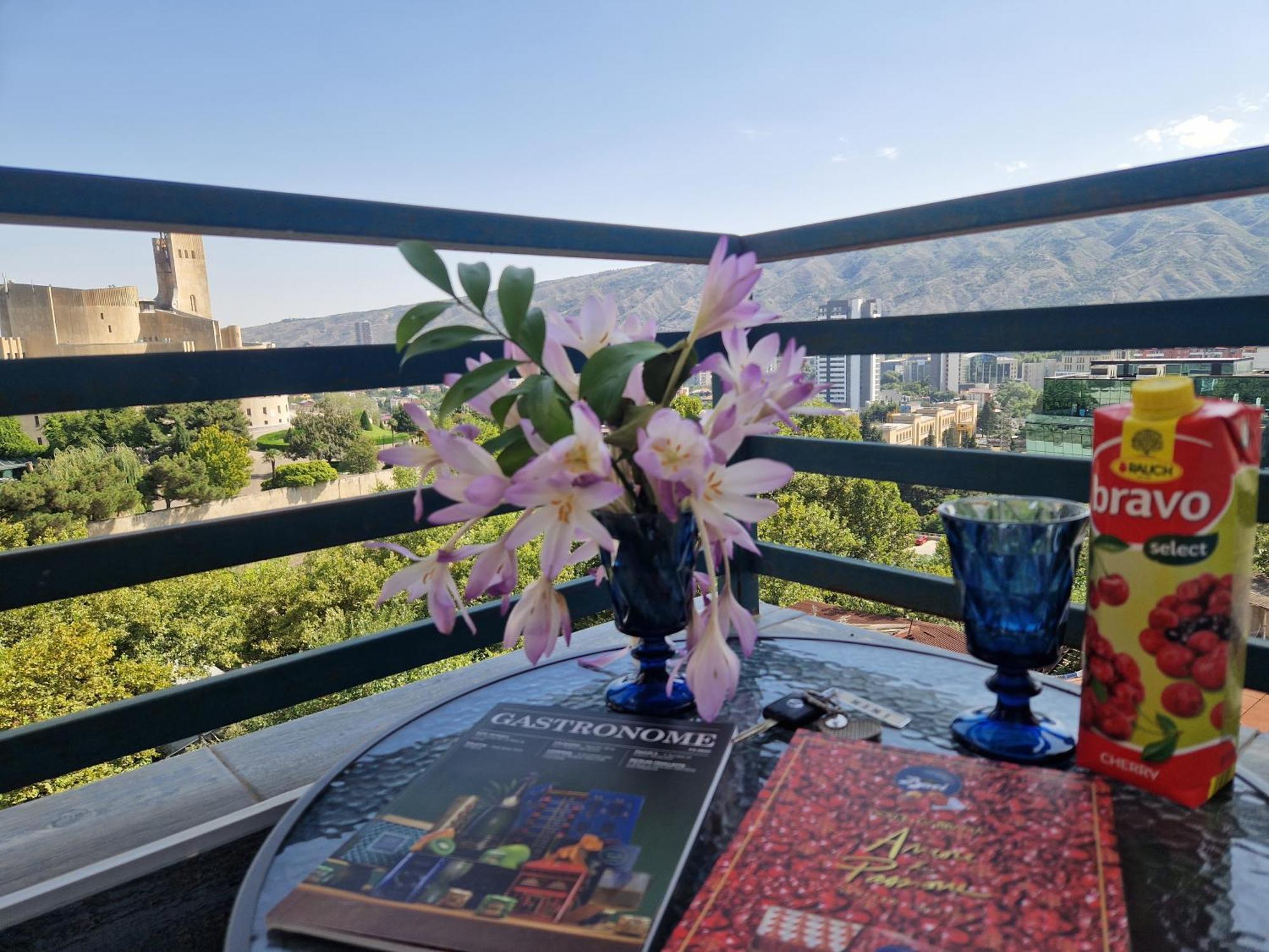 Fantaflat Old Tbilisi Apartment Ngoại thất bức ảnh