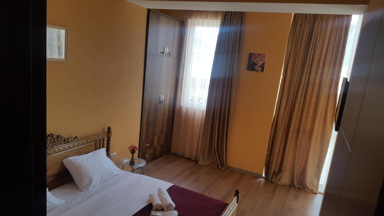 Fantaflat Old Tbilisi Apartment Ngoại thất bức ảnh
