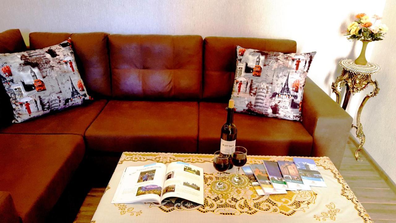 Fantaflat Old Tbilisi Apartment Ngoại thất bức ảnh
