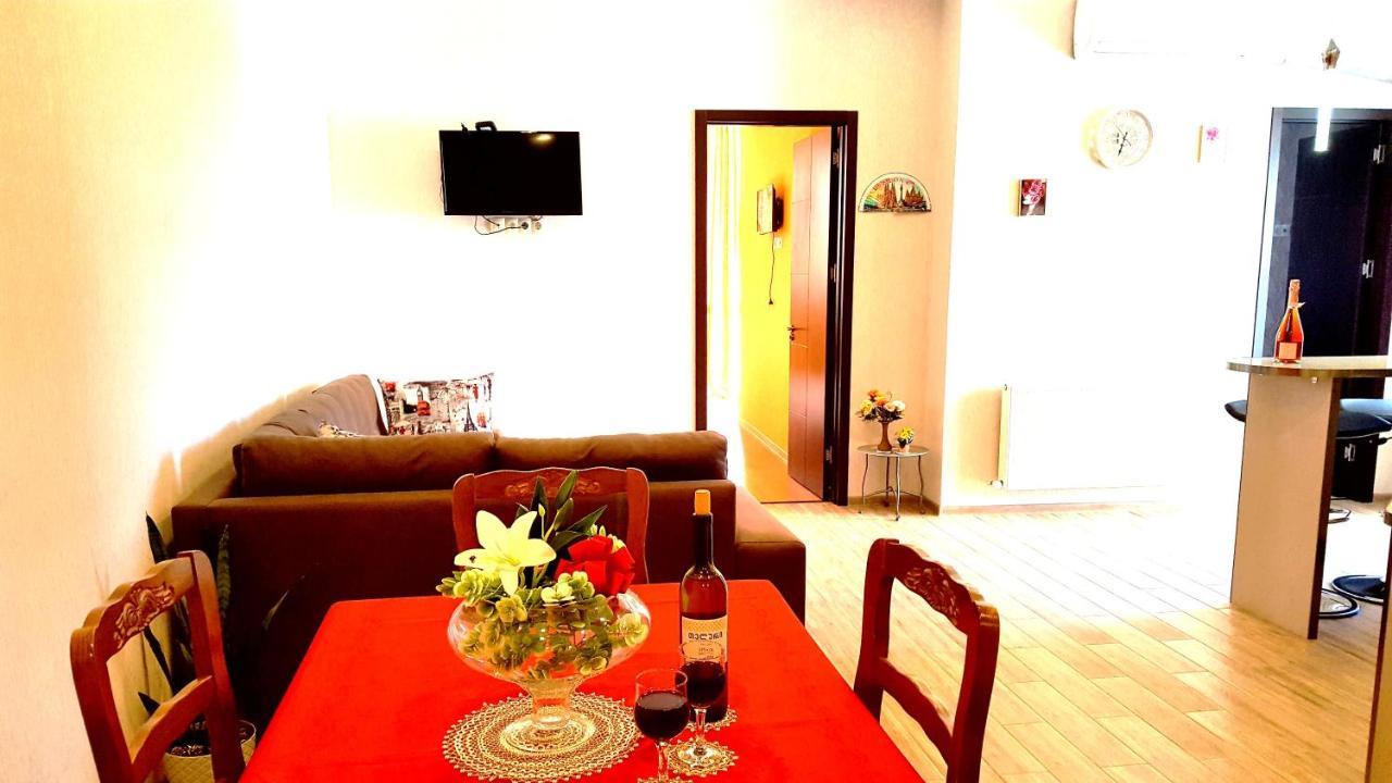 Fantaflat Old Tbilisi Apartment Ngoại thất bức ảnh